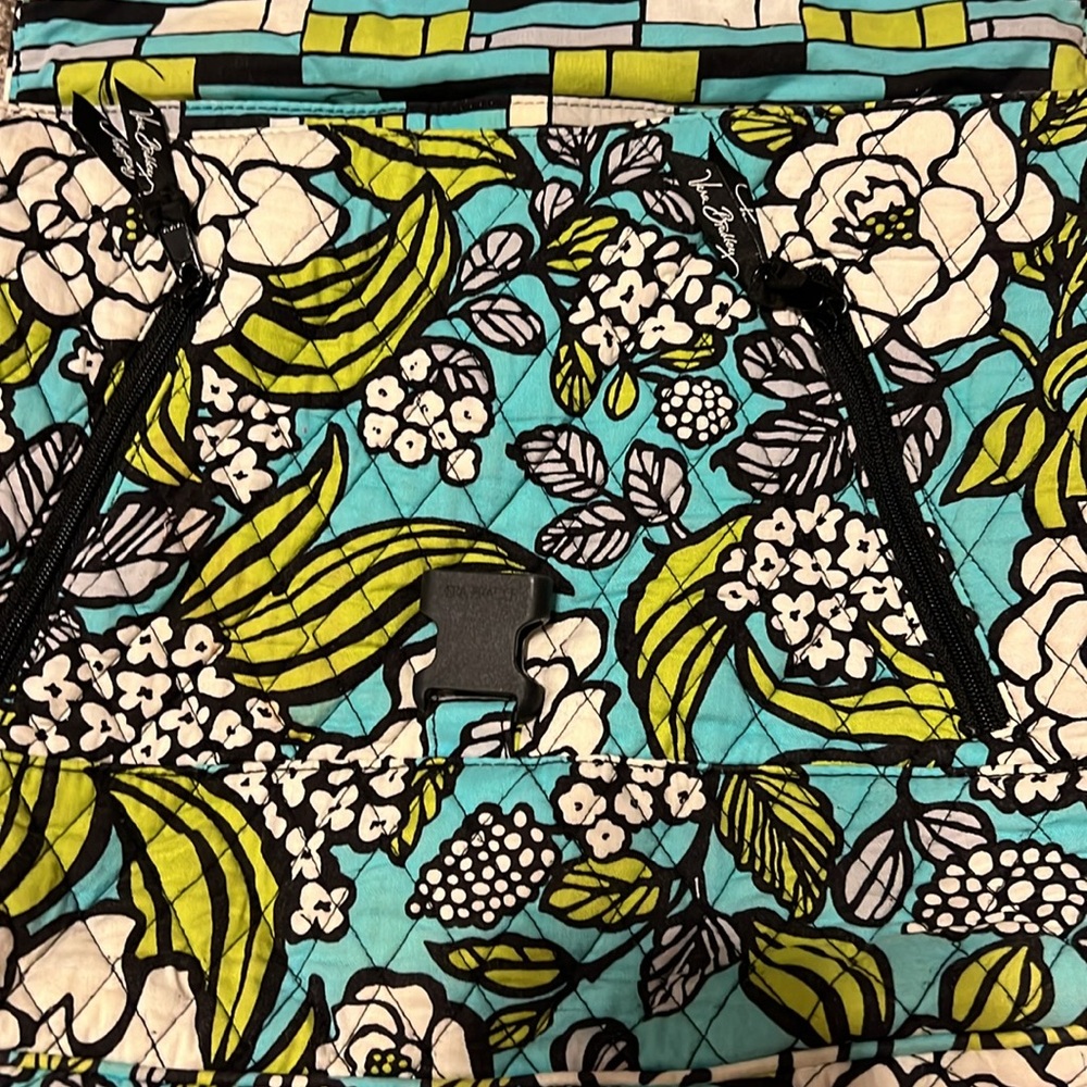 Vera Bradley Island Floral Messenger Bag Crossbody Shoulder Tote - Picture 10 of 10